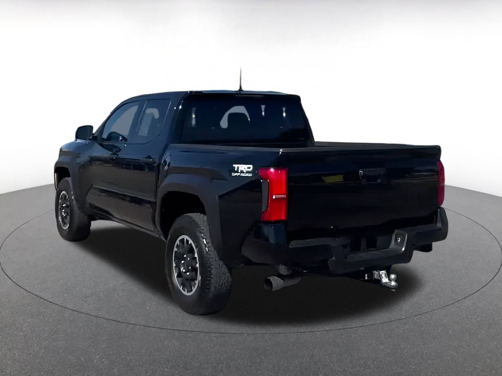 Used 2025 Toyota Tacoma SR image 10