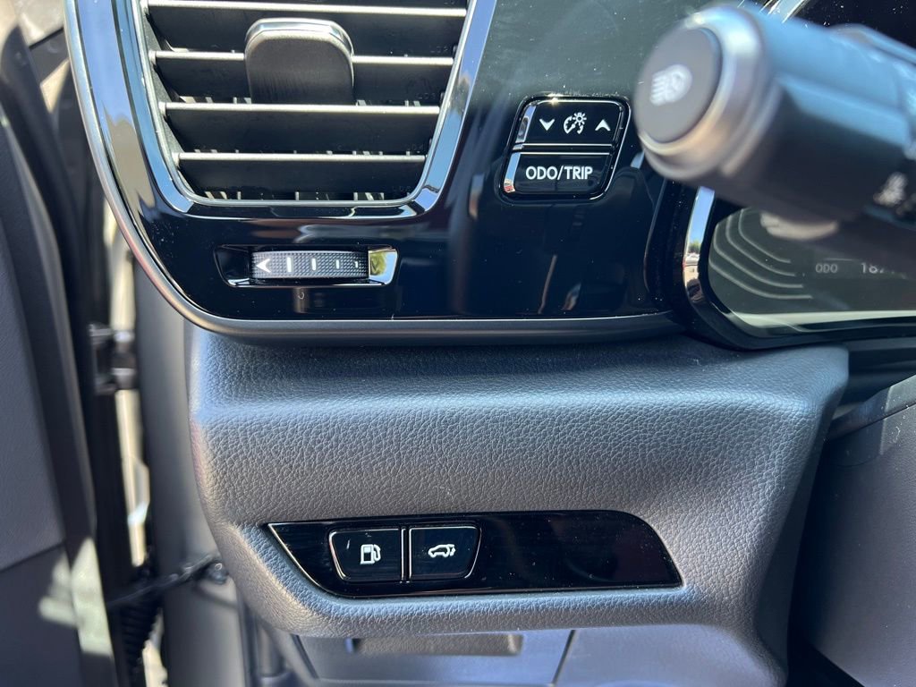 Used 2024 Lexus NX 350h AWD image 37