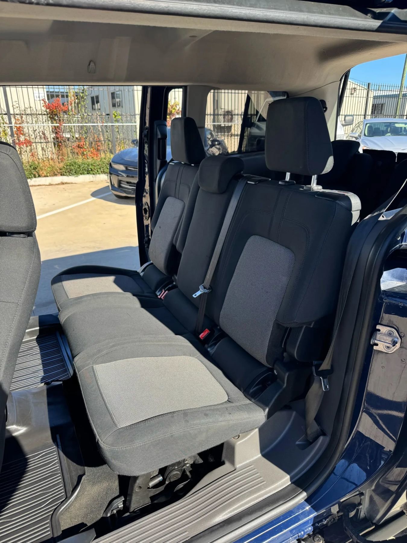 Used 2020 Ford Transit Connect XL image 27