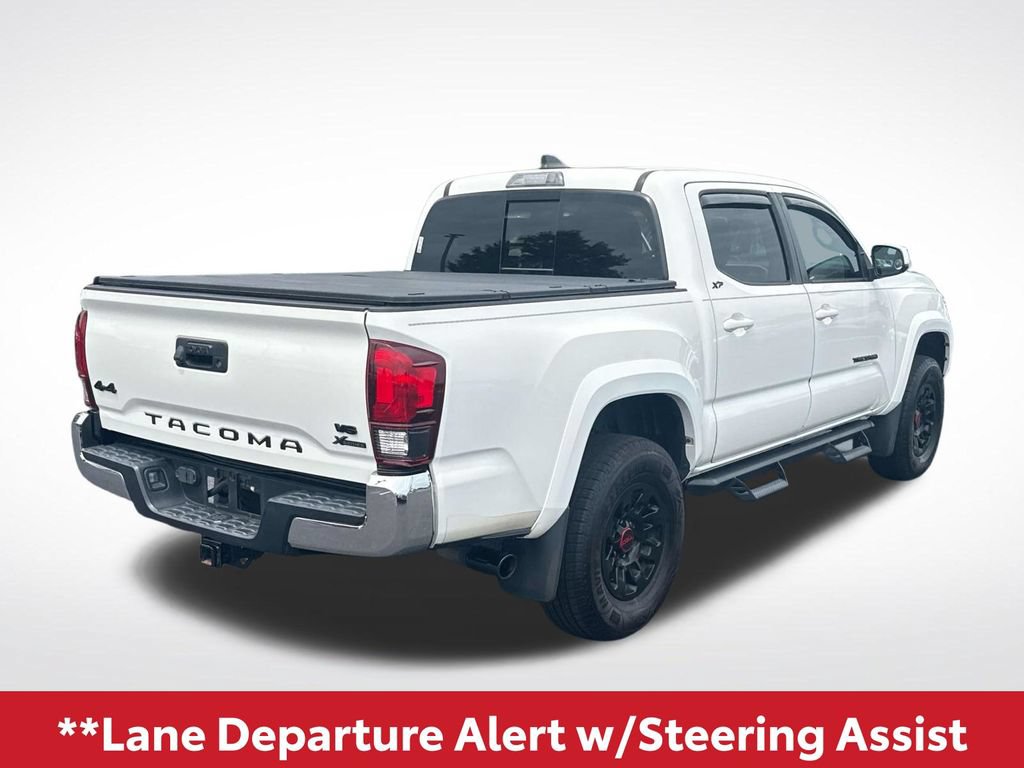 Used 2021 Toyota Tacoma SR5 AWD/4WD image 9
