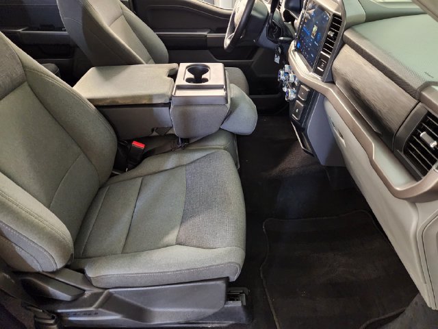 Used 2025 Ford F150 XLT w/ Equipment Group 301A Standard RWD image 3
