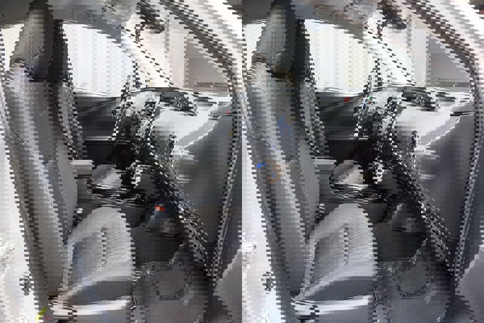 Used 2017 Toyota Prius Prime Plus image 17