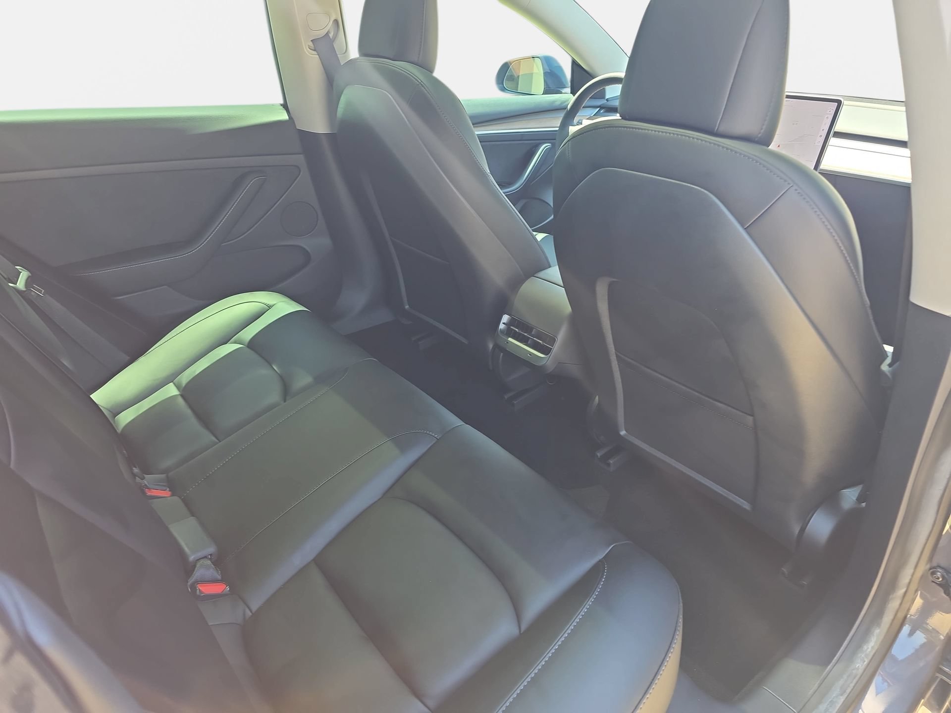Used 2021 Tesla Model 3 Standard Range Plus RWD image 11