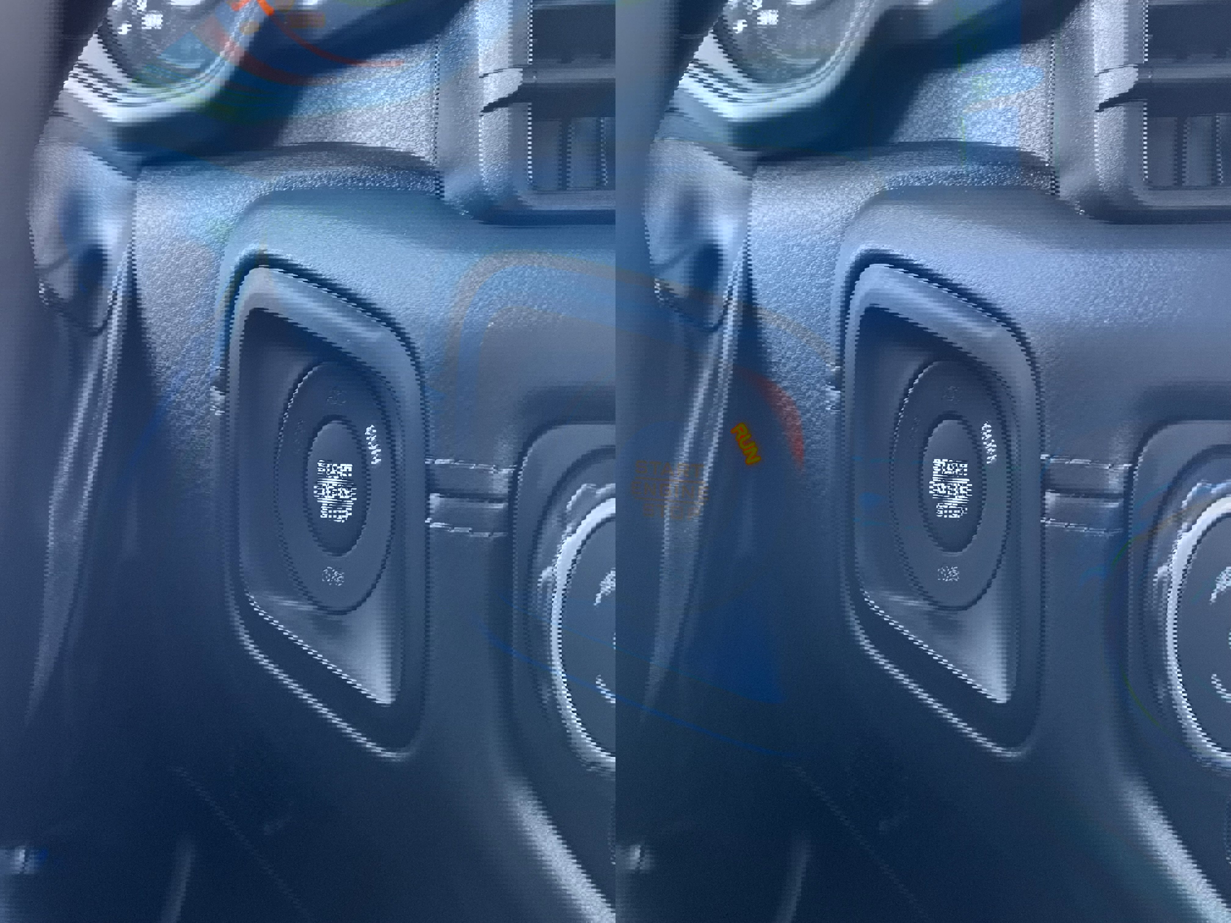 New 2026 Jeep Wrangler Unlimited Rubicon w/ Technology Group image 29