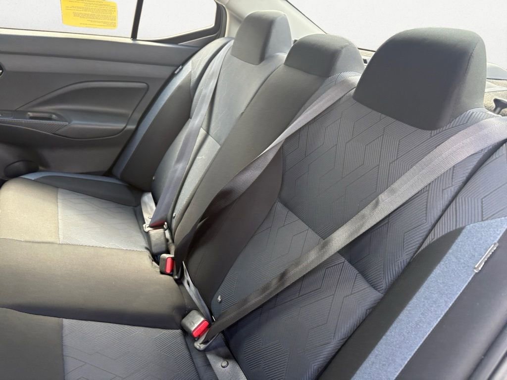 Used 2023 Nissan Versa SV image 10