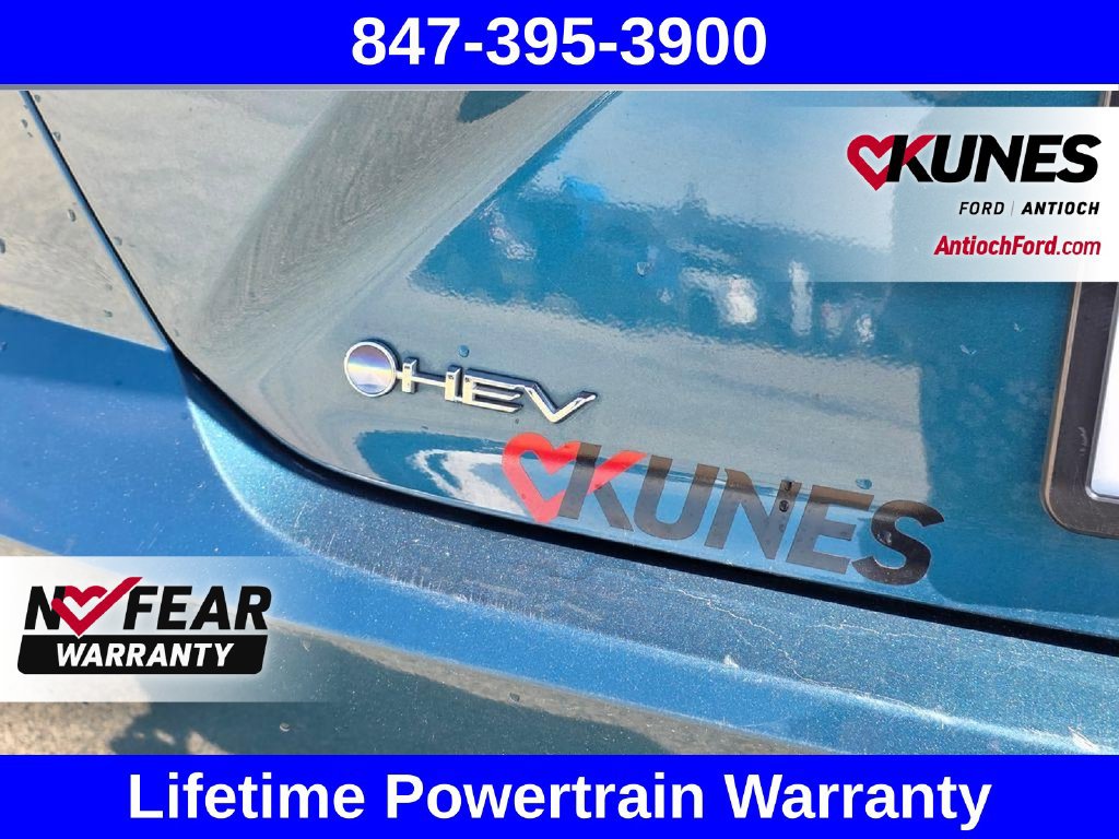 Used 2025 Toyota Camry SE FWD image 17