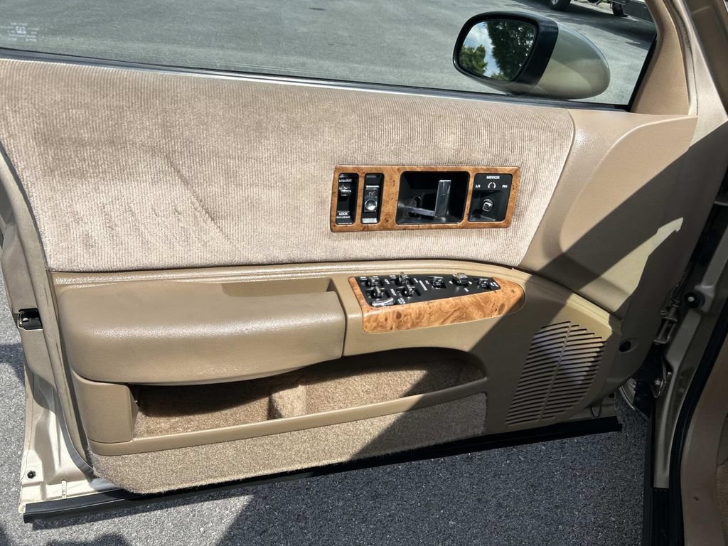 Used 1993 Chevrolet Caprice Classic RWD image 27