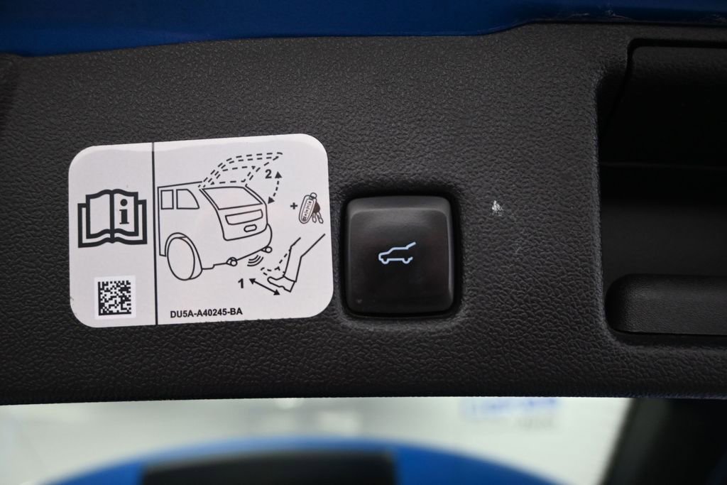 Used 2020 Ford Escape SEL FWD image 35