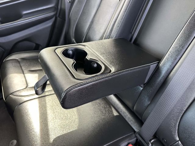 Used 2023 Jeep Grand Cherokee Limited AWD/4WD image 8