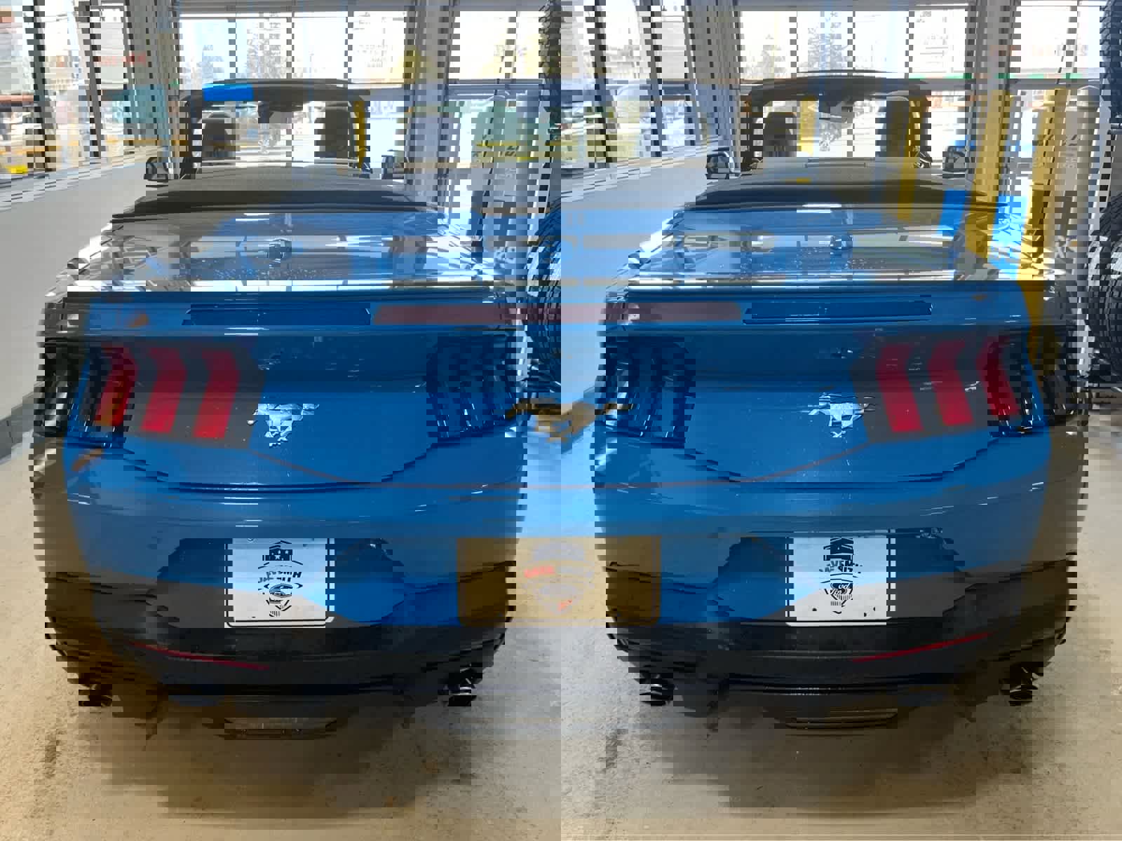 Used 2025 Ford Mustang Premium image 10