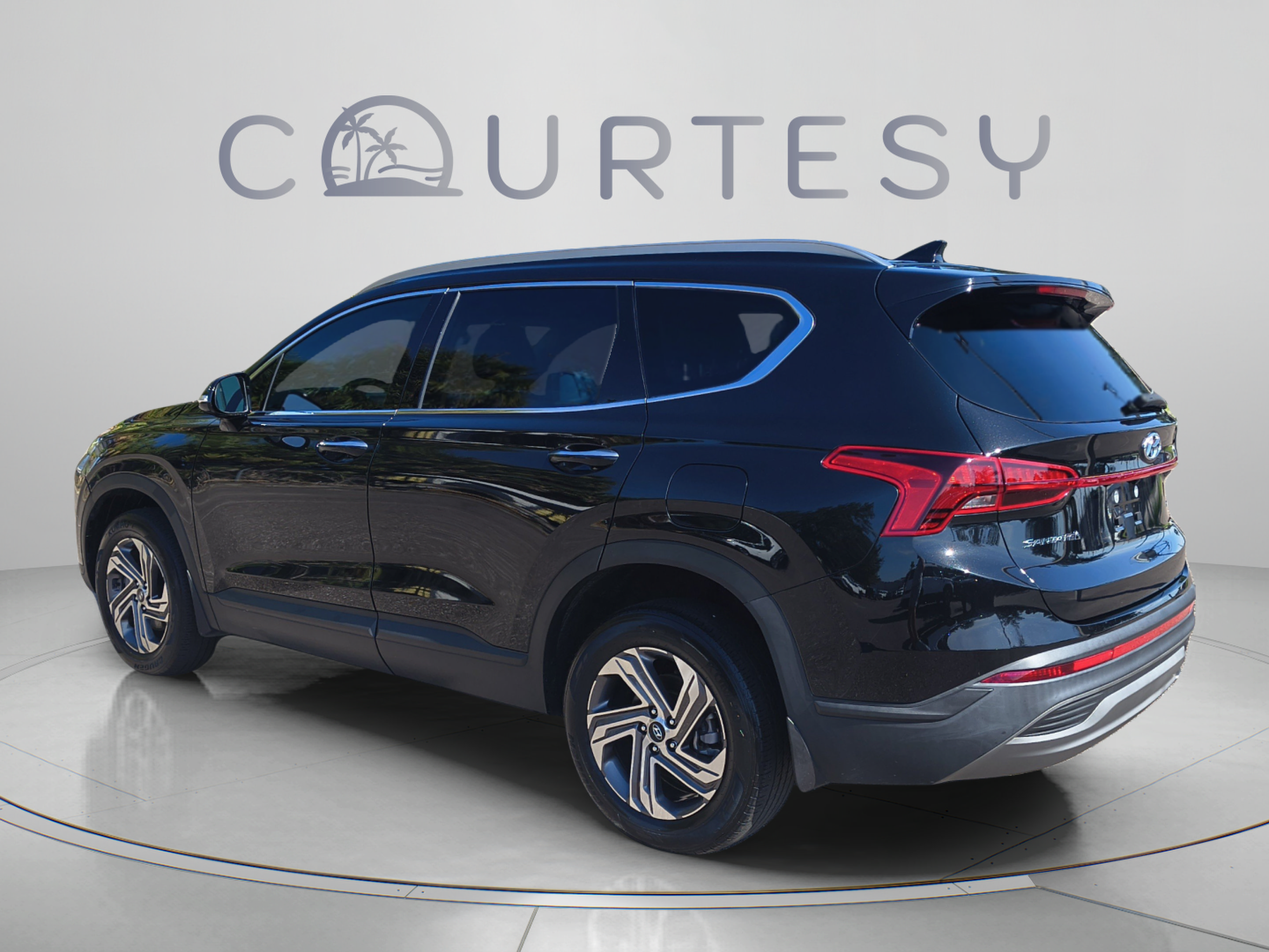 Certified 2023 Hyundai Santa Fe SEL AWD/4WD image 3