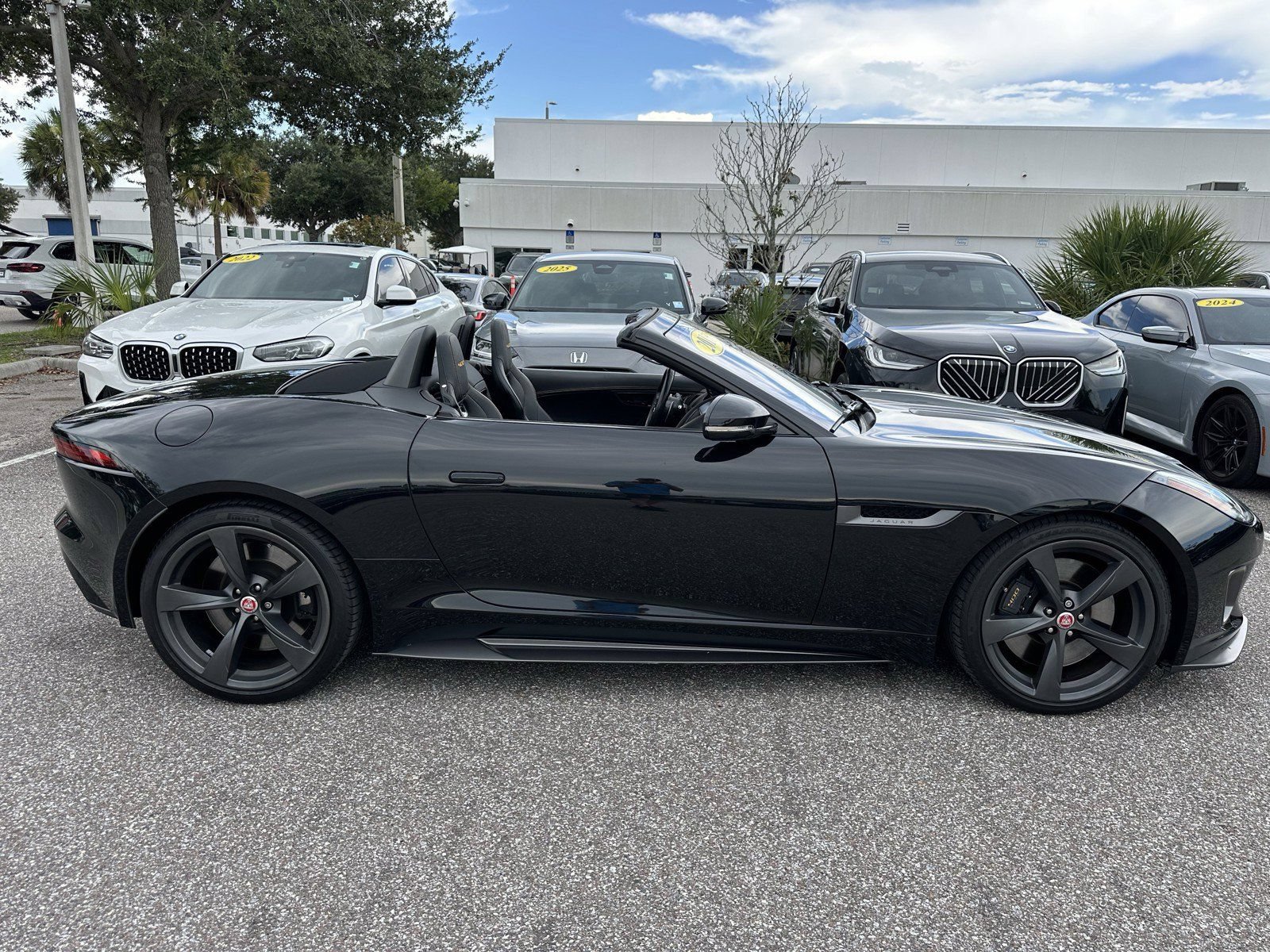 Used 2018 Jaguar F-TYPE 400 Sport RWD image 31