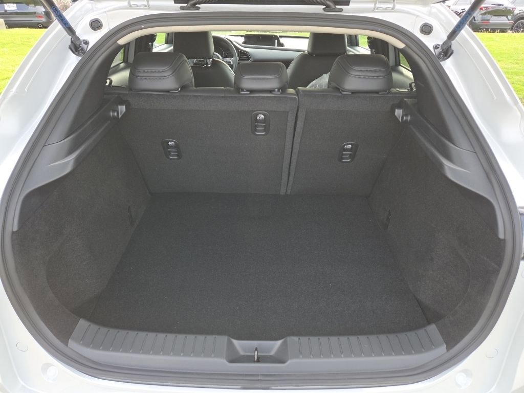 New 2026 MAZDA CX-30 AWD 2.5 S w/ Select Sport Pkg image 16