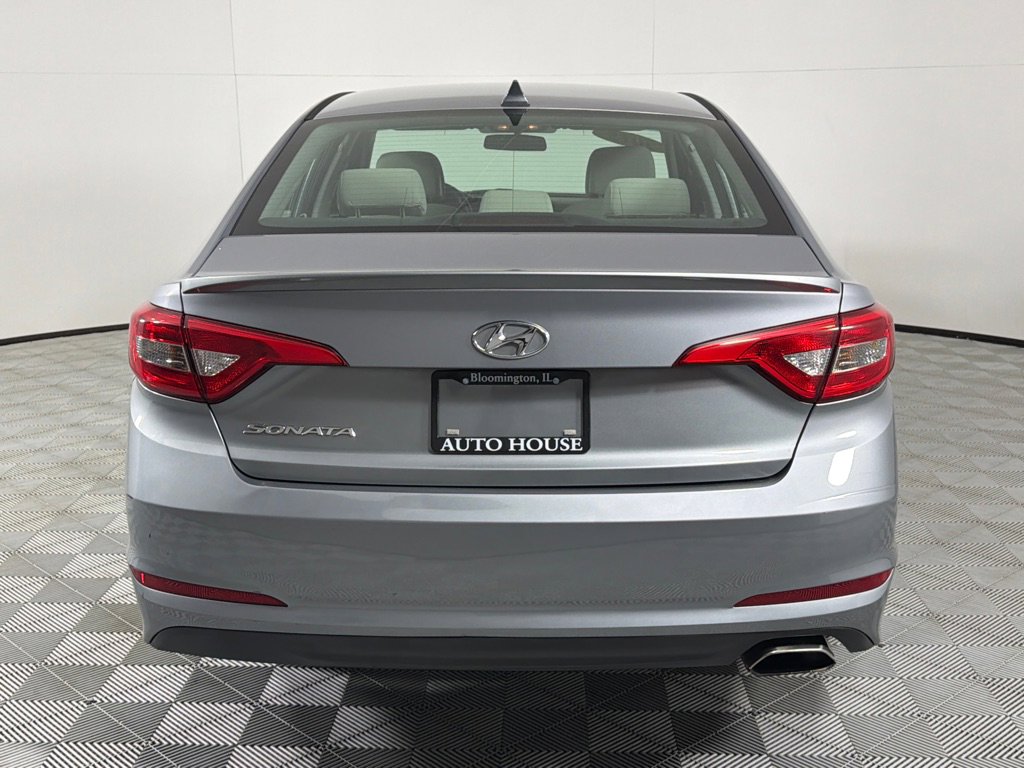 Used 2015 Hyundai Sonata SE FWD image 5
