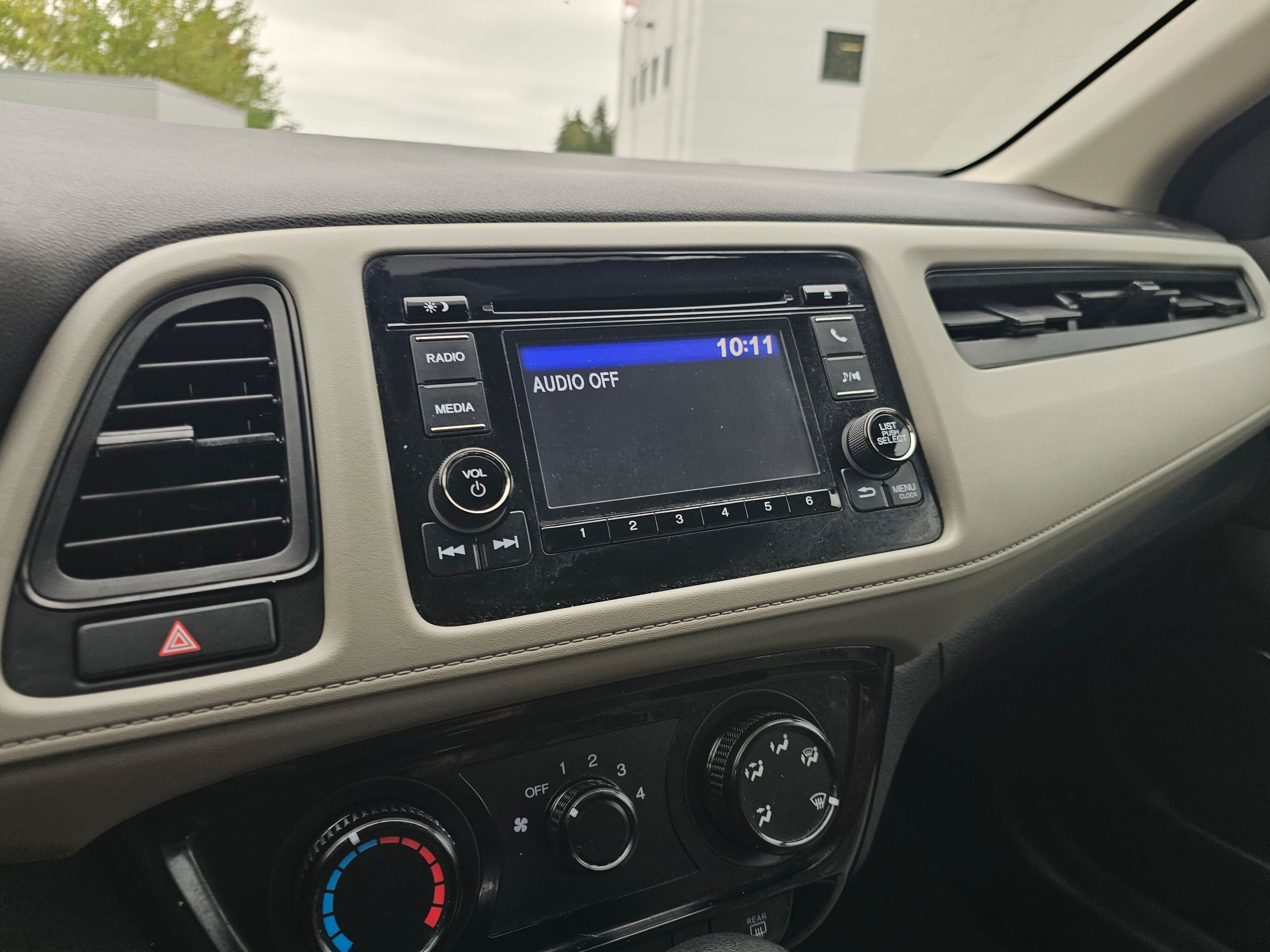 Used 2019 Honda HR-V LX image 28