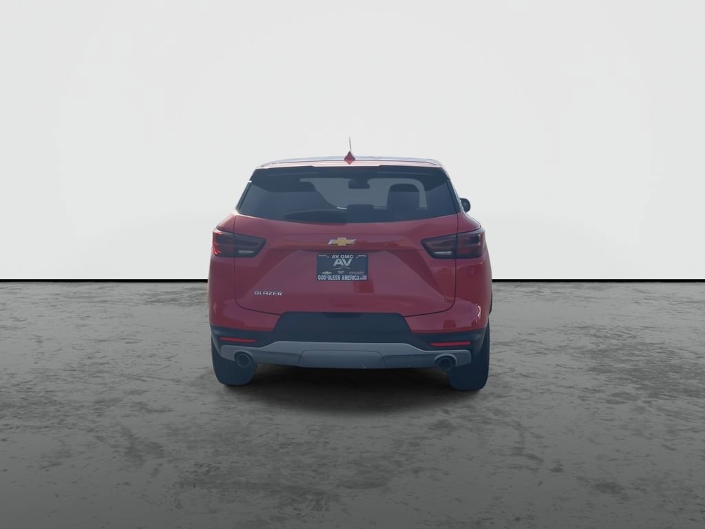 Used 2023 Chevrolet Blazer LT image 7