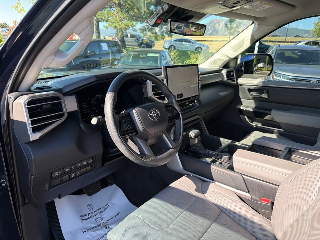Used 2024 Toyota Tundra Limited AWD/4WD image 24