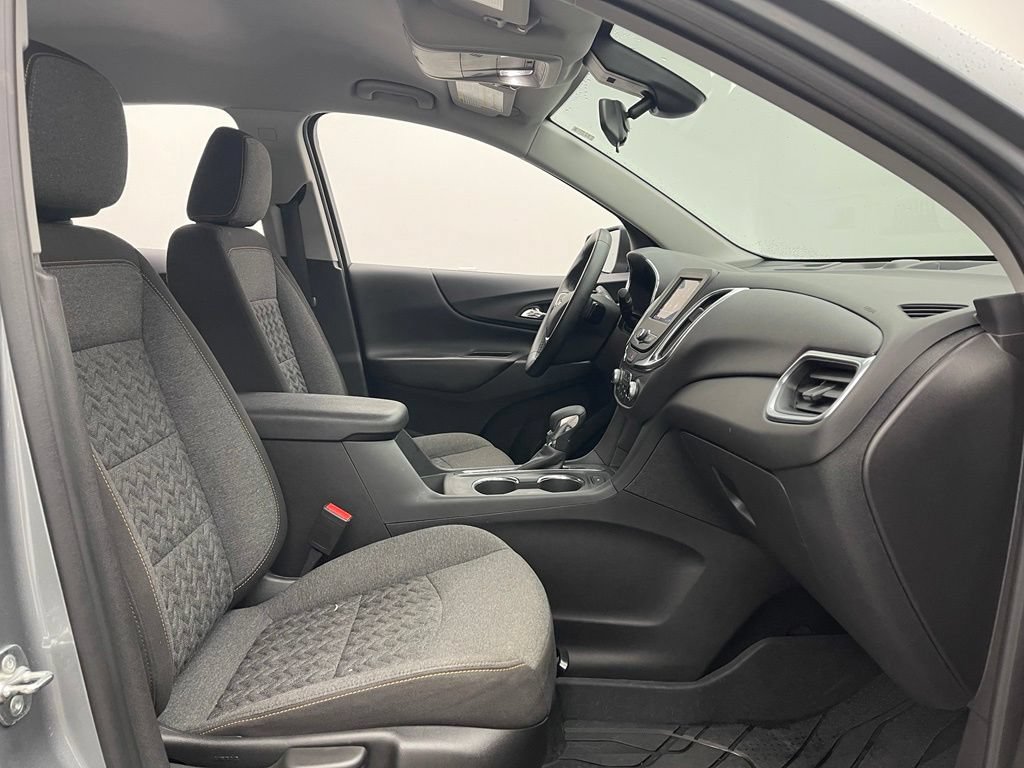 Used 2024 Chevrolet Equinox LT FWD image 30