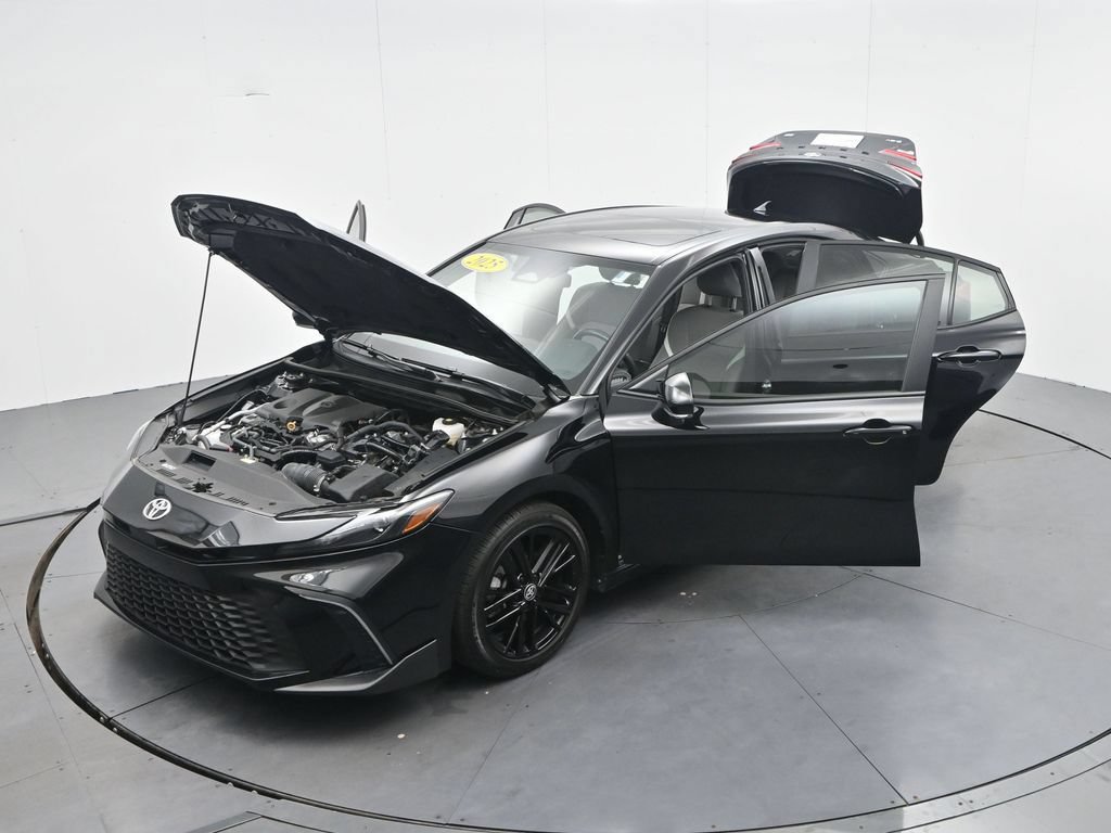 Used 2025 Toyota Camry SE w/ Convenience Package FWD image 42
