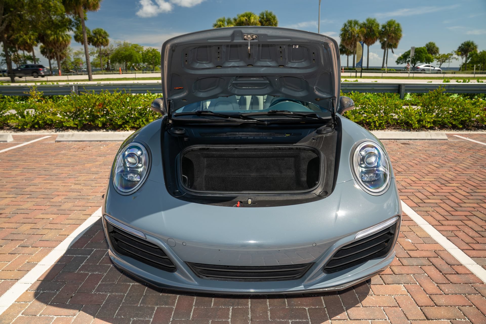 Used 2017 Porsche 911 Carrera RWD image 15