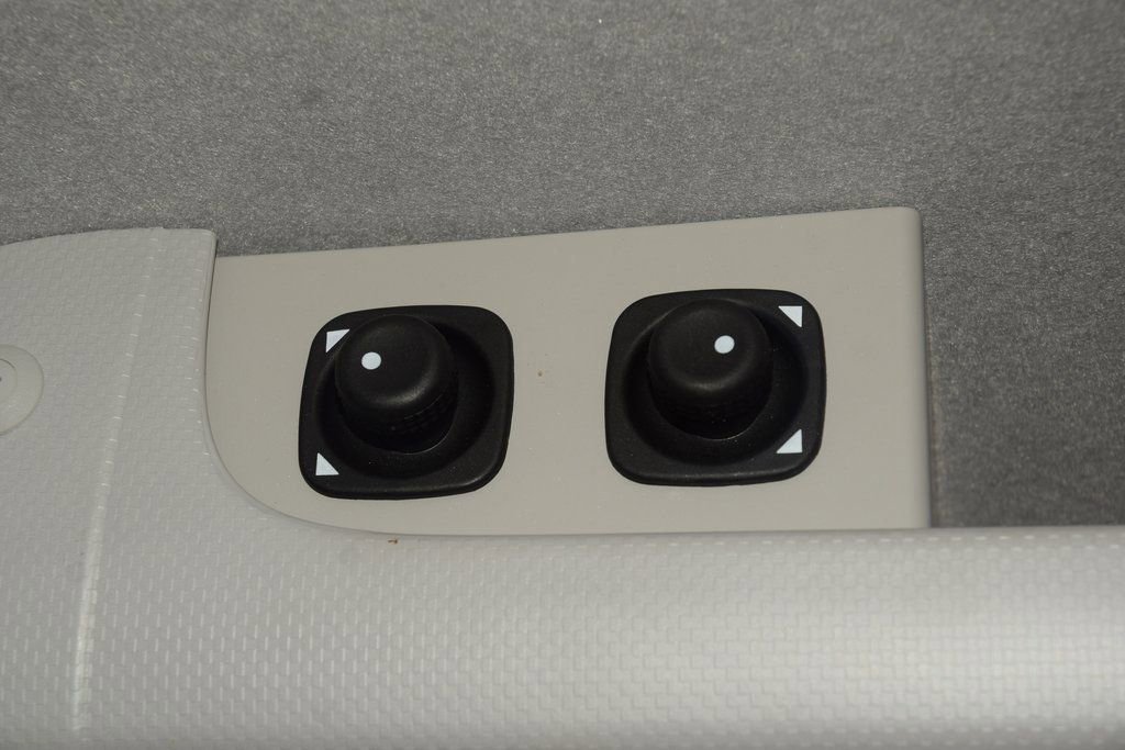 Used 2024 Chevrolet Low Cab Forward 5500XG image 29