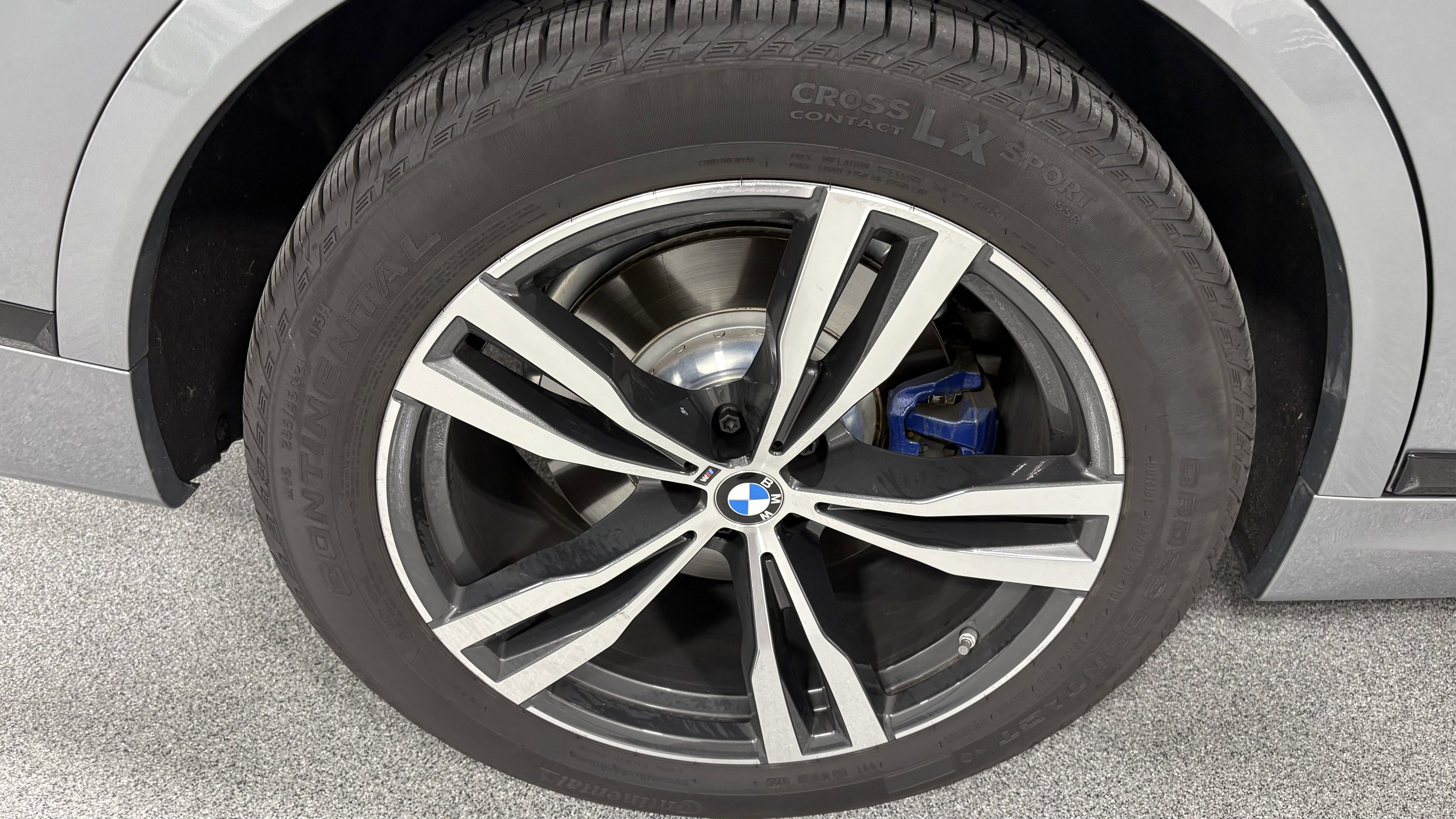 Used 2026 BMW X7 xDrive40i w/ M Sport Package AWD/4WD image 14