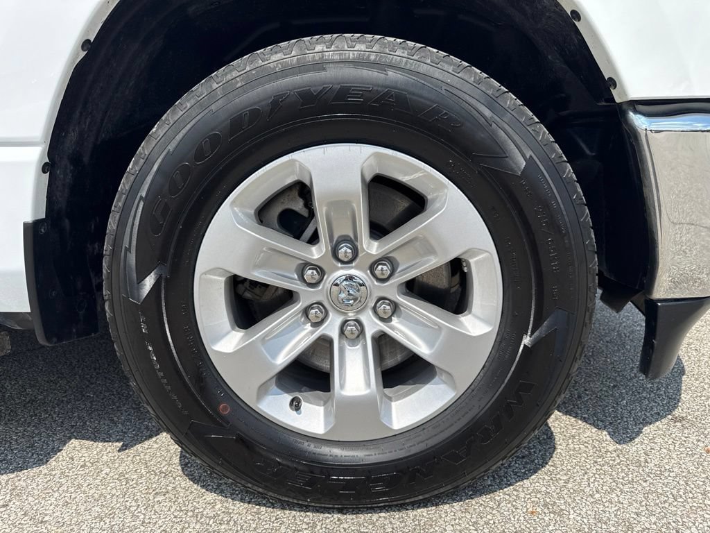 Used 2023 RAM 1500 Laramie AWD/4WD image 44