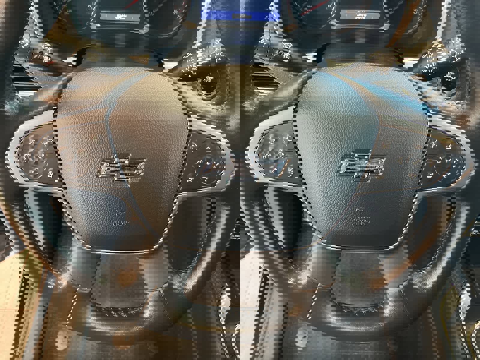 Used 2022 Chevrolet Traverse RS w/ LPO, Floor Liner Package image 18