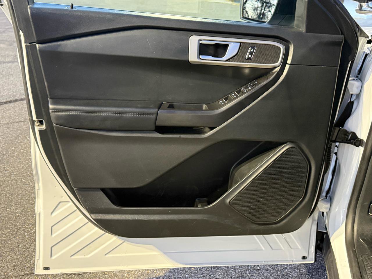 Used 2023 Ford Explorer 4WD Police Interceptor image 25