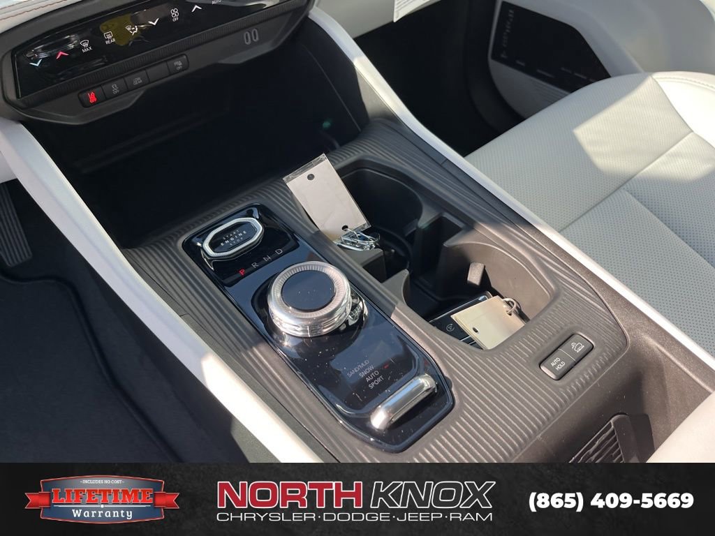 New 2026 Jeep Cherokee Limited image 10