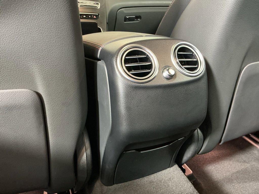 Used 2023 Mercedes-Benz GLC 43 AMG 4MATIC Coupe image 29