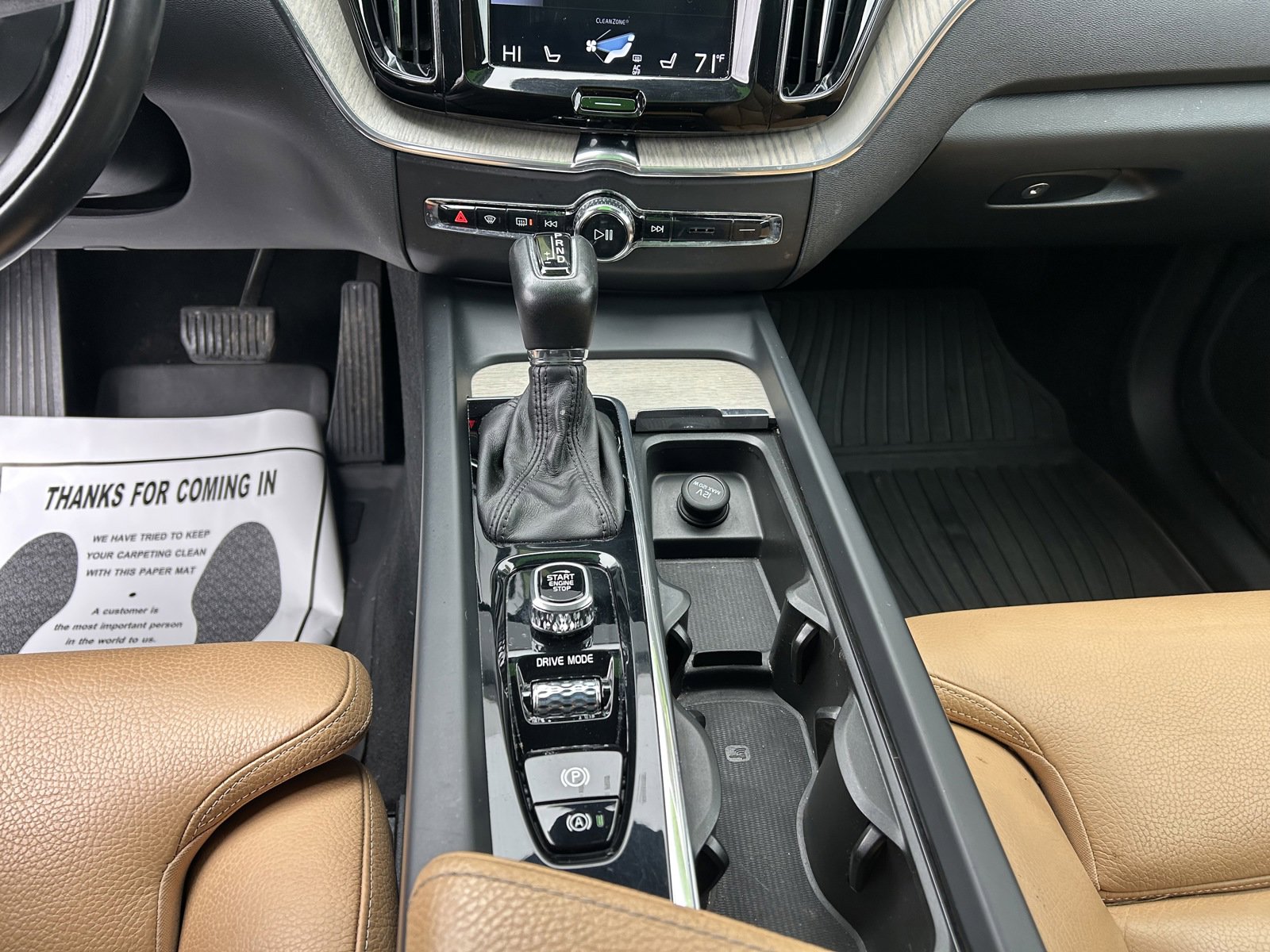 Used 2019 Volvo XC60 T6 Inscription w/ Protection Package AWD/4WD image 17