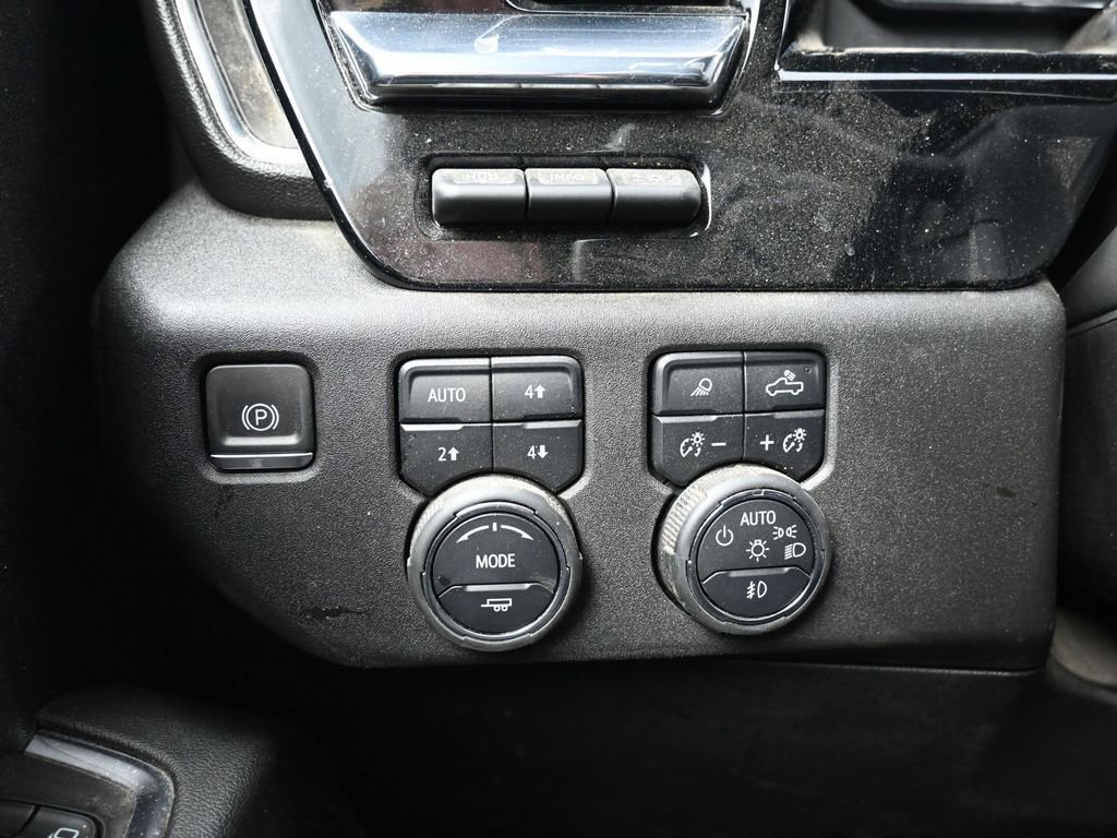 Used 2024 Chevrolet Silverado 1500 LTZ w/ Technology Package image 12