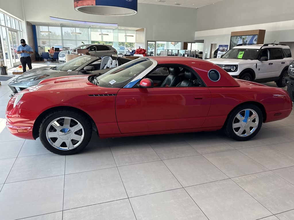 Used 2002 Ford Thunderbird RWD image 4