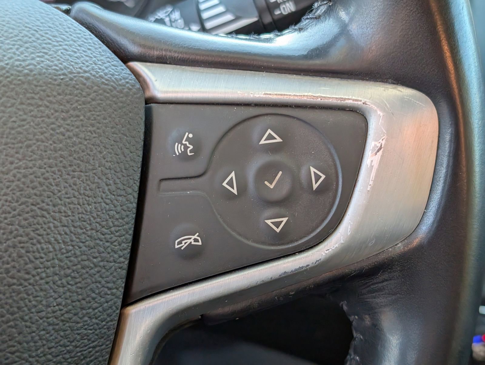 Used 2020 GMC Terrain SLE w/ Driver Convenience Package image 24