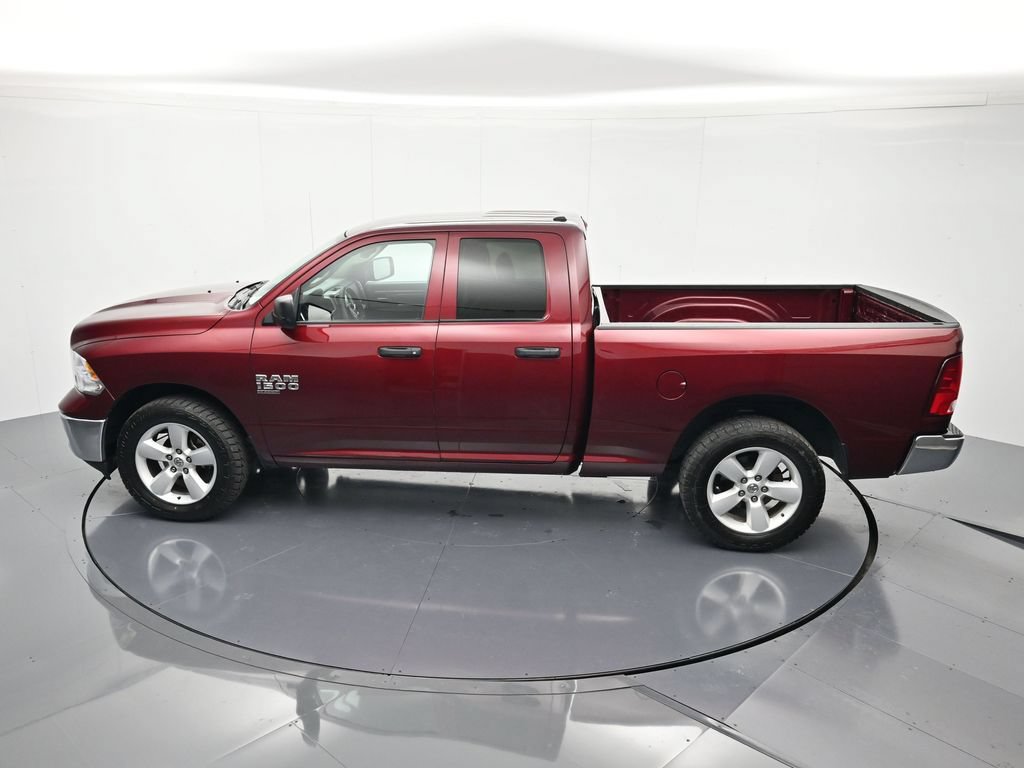Used 2024 RAM 1500 Classic SLT AWD/4WD image 34