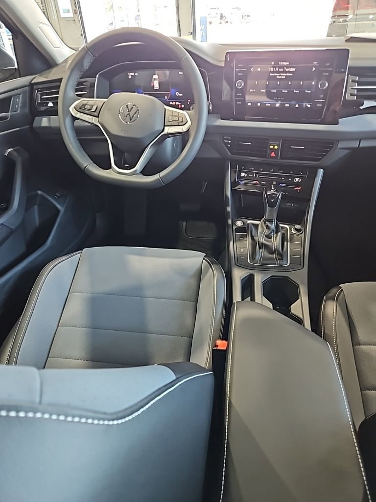 New 2026 Volkswagen Jetta SE image 24