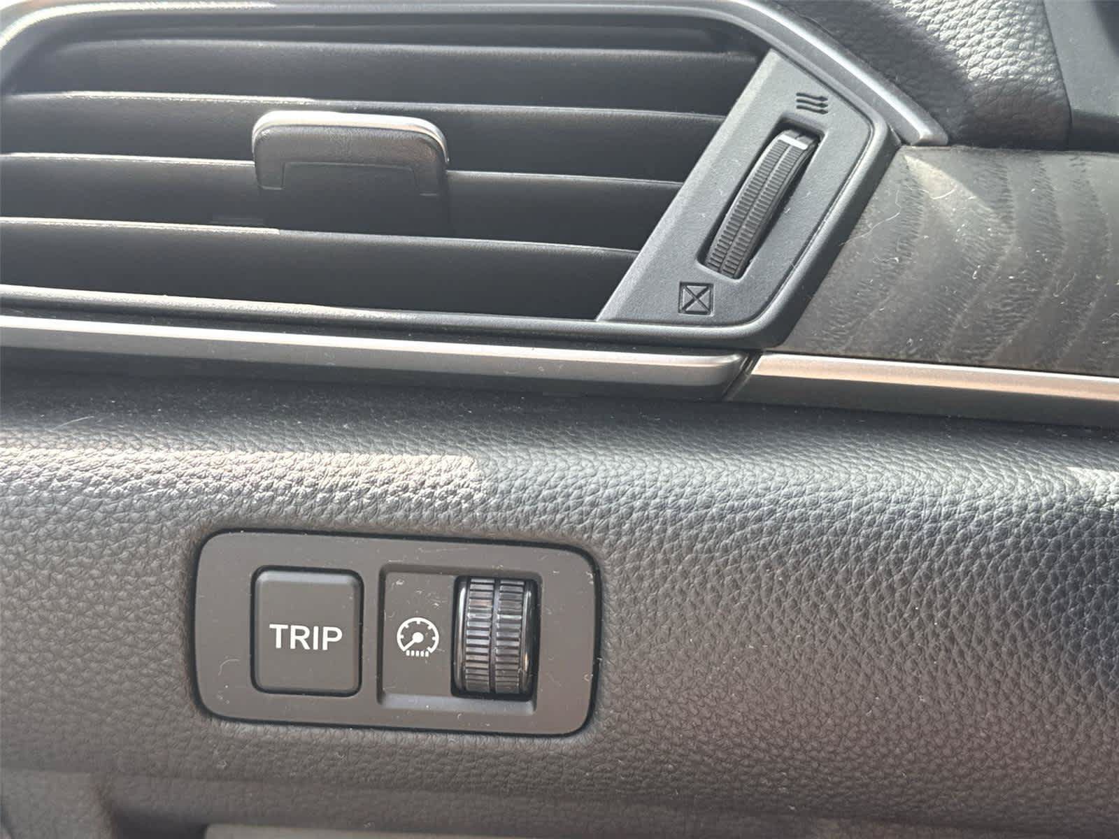 Used 2021 Honda Accord EX-L image 24