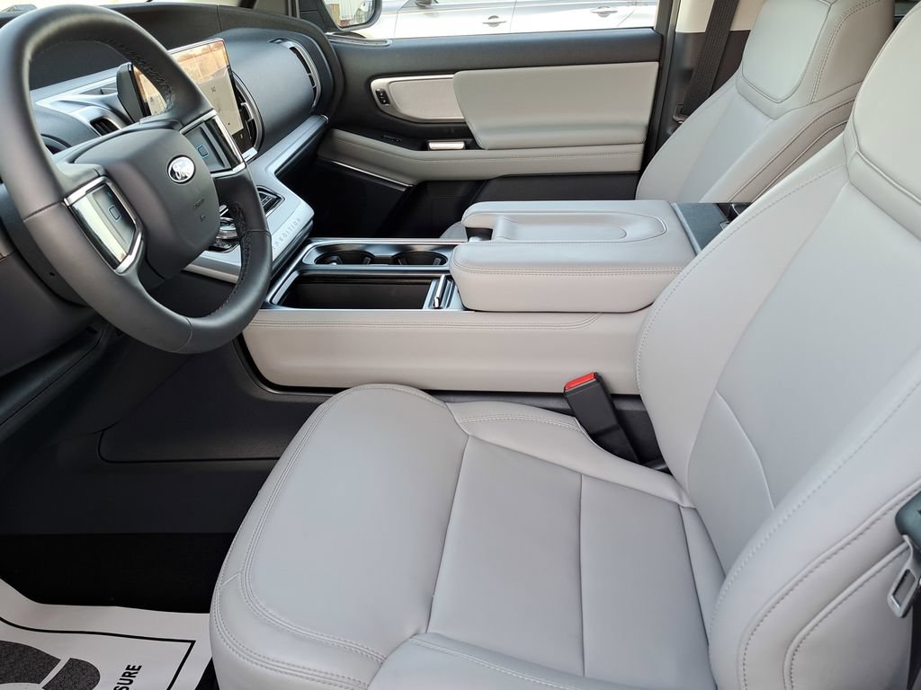 New 2026 Ford Expedition Max Active AWD/4WD image 12