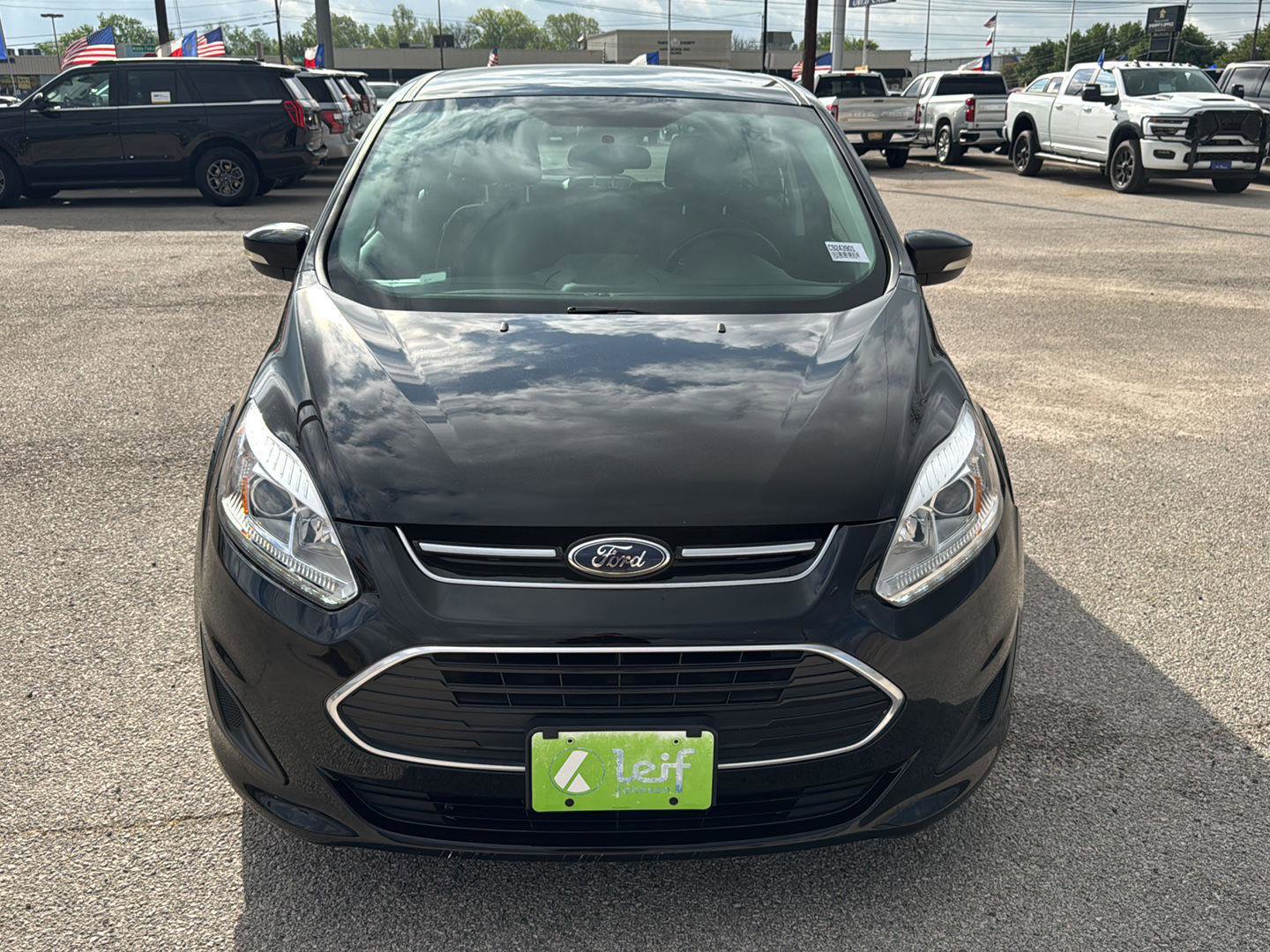 Used 2017 Ford C-MAX SE w/ Equipment Group 201A image 2