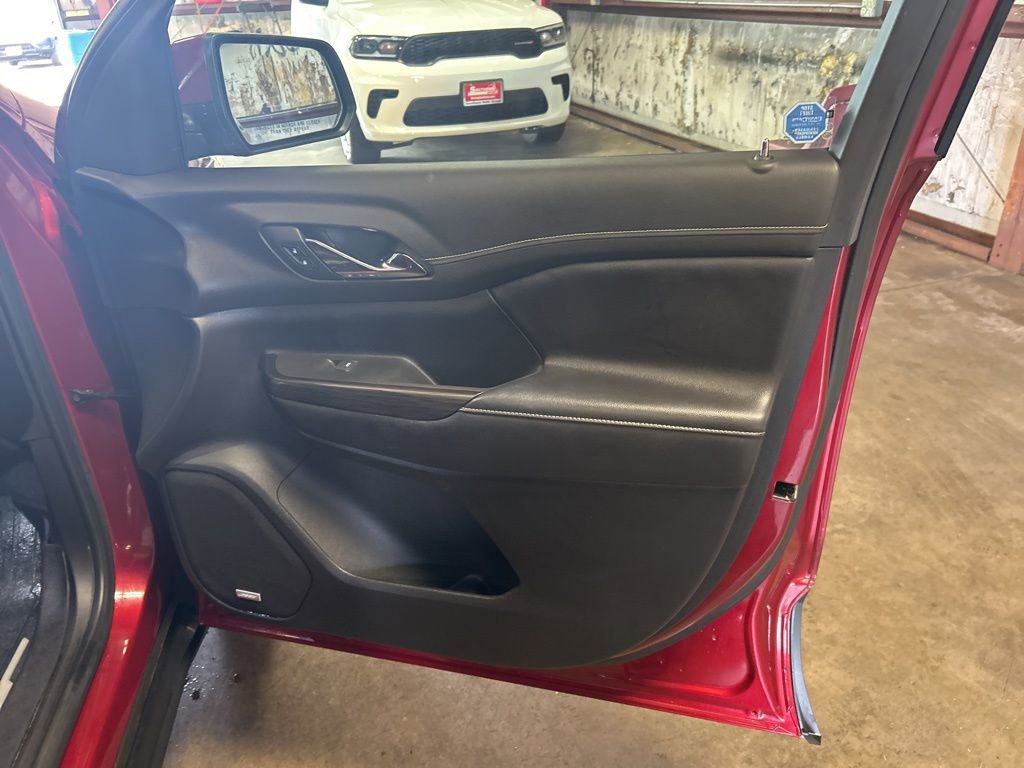 Used 2019 GMC Acadia SLT w/ LPO, Floor Liner Package image 20