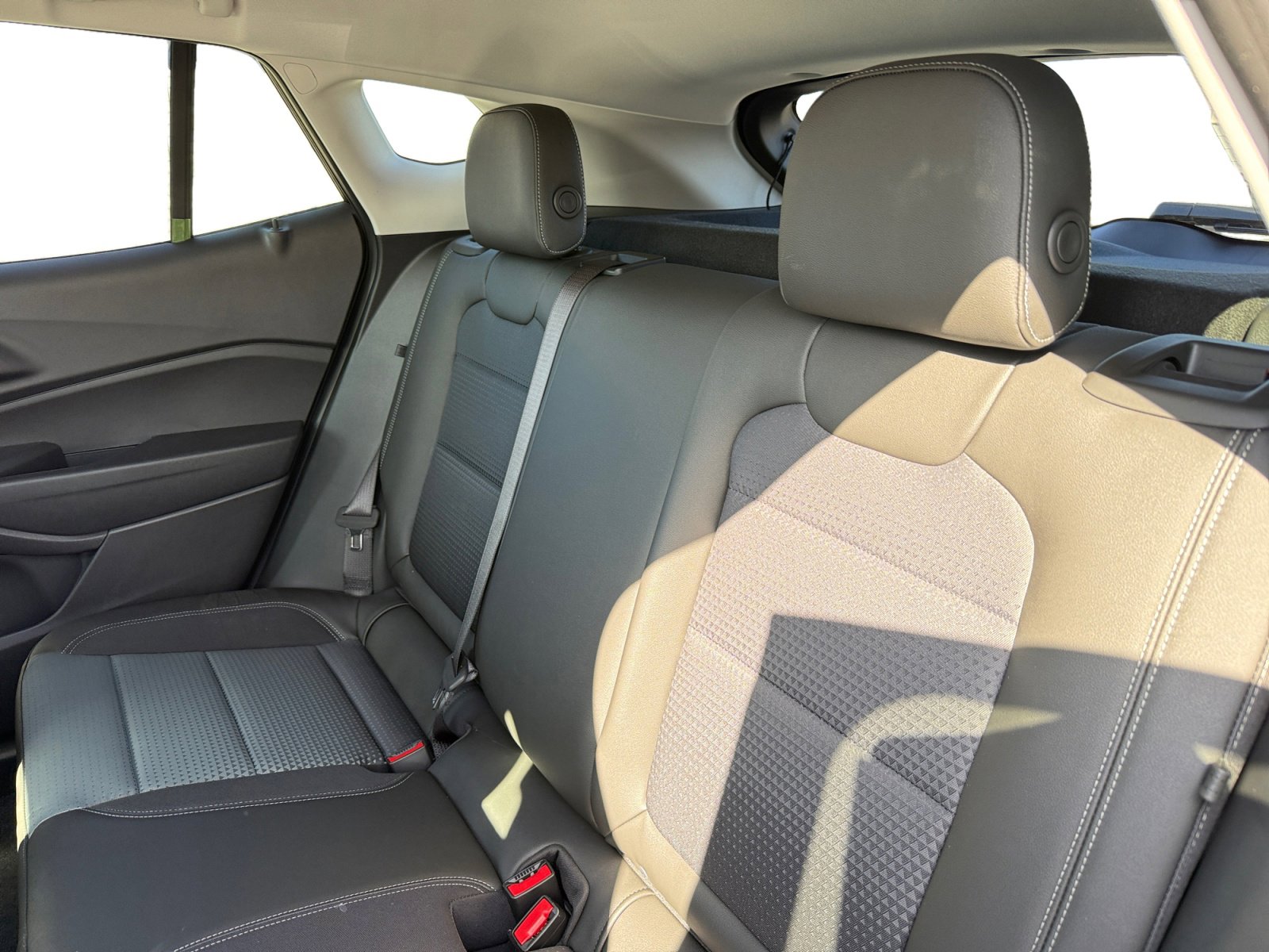 New 2026 Chevrolet Trax LT w/ Midnight Edition image 16