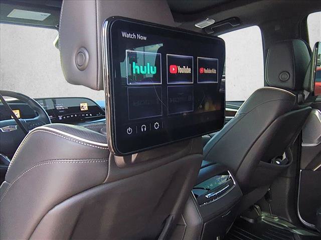 Certified 2023 Cadillac Escalade Sport Platinum w/ LPO, ONYX Package AWD/4WD image 18