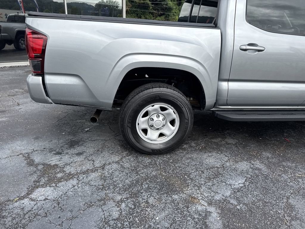 Used 2023 Toyota Tacoma SR w/ SR Convenience Package image 4