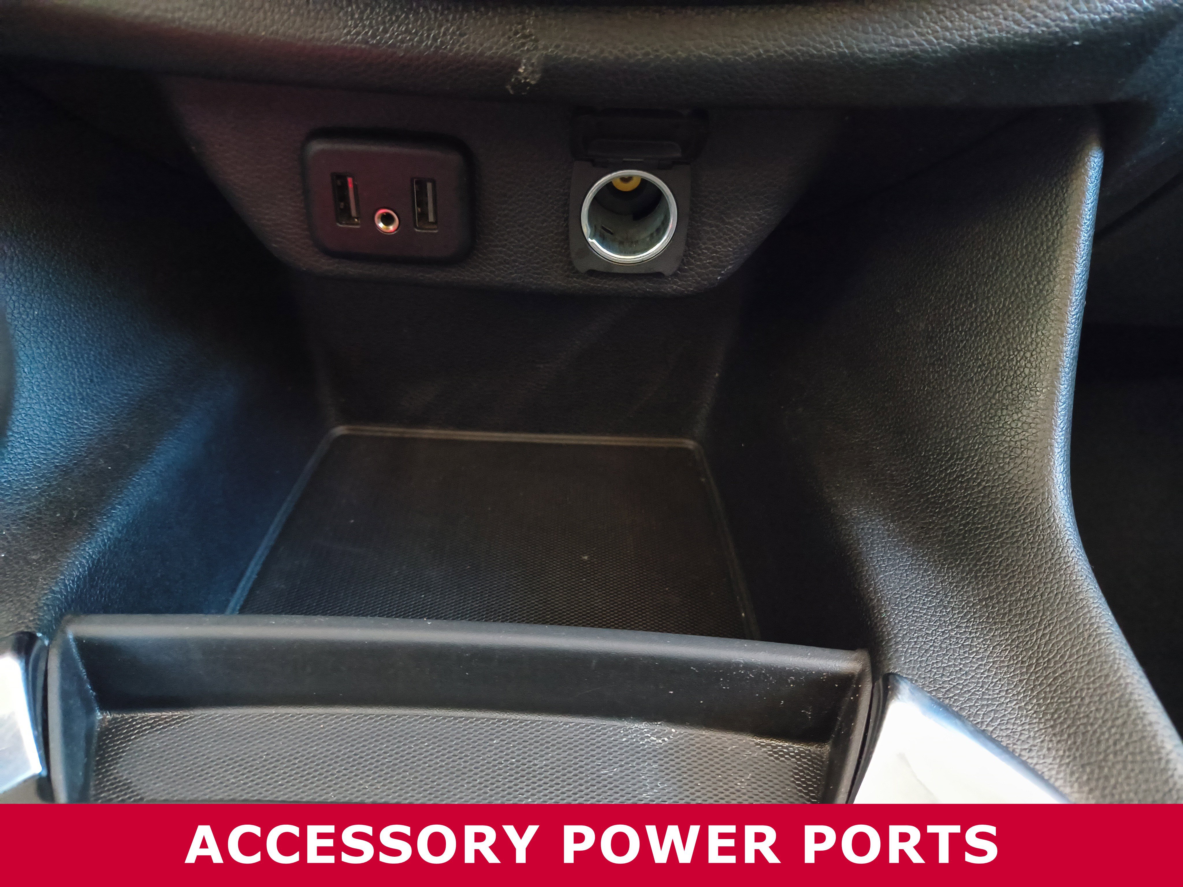 Used 2020 Chevrolet Traverse LT image 19