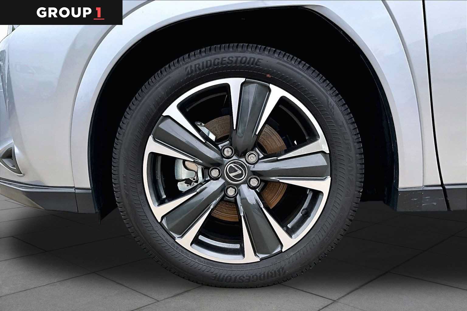 Certified 2025 Lexus UX 300h FWD w/ Accessory Package (Z1) image 9