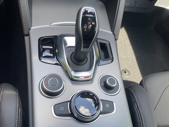 New 2025 Alfa Romeo Stelvio Sprint image 34