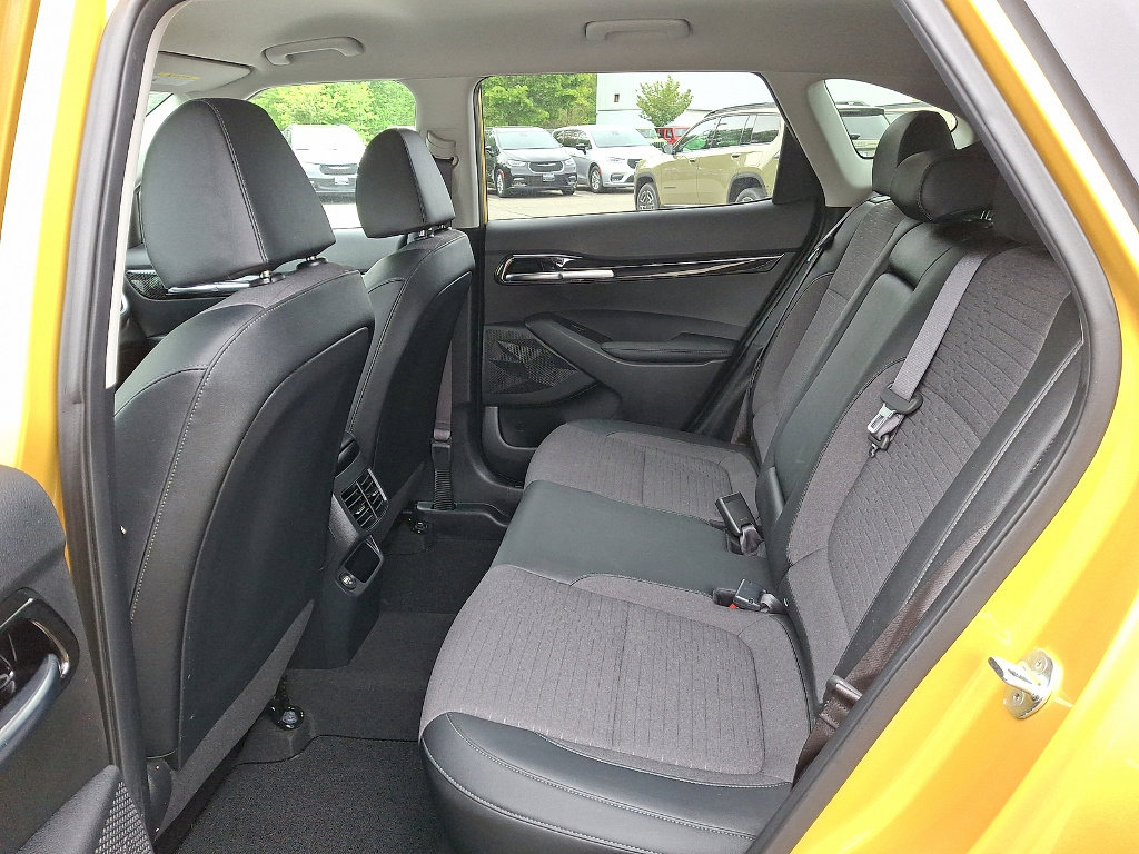Used 2023 Kia Seltos S AWD/4WD image 12