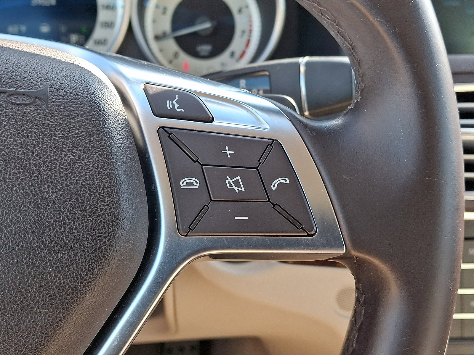 Used 2016 Mercedes-Benz E 400 Cabriolet image 27