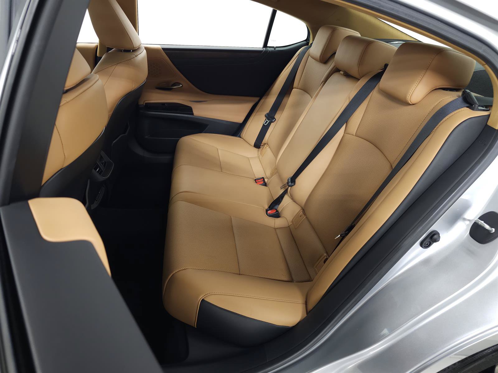 Certified 2025 Lexus ES 350 w/ Accessory Package (Z2) FWD image 31
